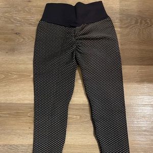 High Waist Yoga Pants - Size Small (never worn, brand new in the bag)